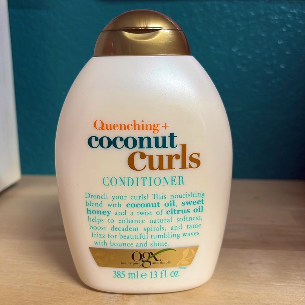 Brand New! Quenching Coconut curls coditioner